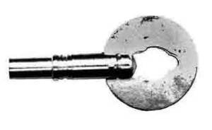TT-19 - #0 Brass Novelty Key-2.4mm - Image 1